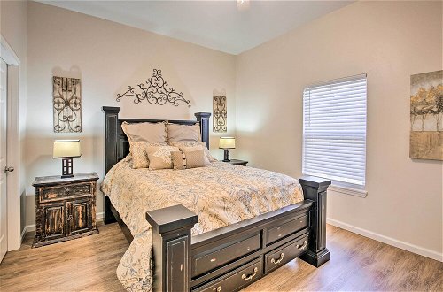 Foto 9 - Hot Springs Village Townhome Near Hiking & Golf