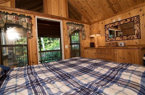 Foto 29 - Family Cabin on 6 Acres w/ Lake Access & Hot Tub