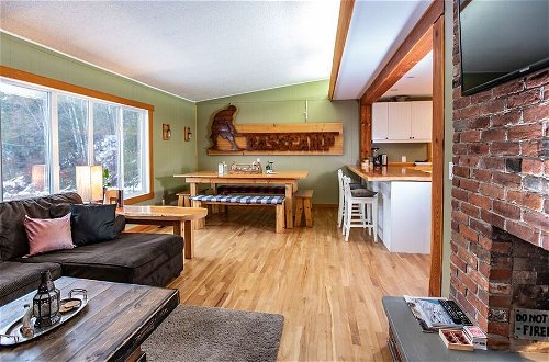 Photo 12 - Basecamp Cabin by Revelstoke Vacations