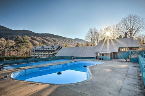 Foto 19 - Loon Mountain Townhome w/ Pool + Slope Views