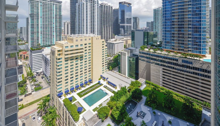 Photo 1 - City Views Condo on 31st F at Brickell