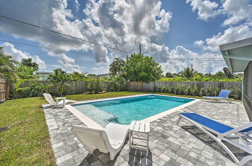 Foto 2 - Modern Retreat With Pool Near Vanderbilt Beach