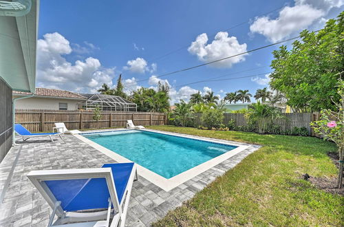 Photo 18 - Modern Retreat With Pool Near Vanderbilt Beach