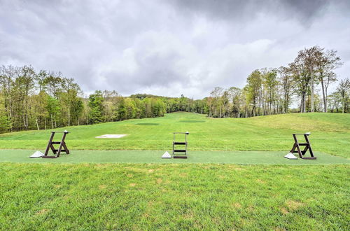 Photo 25 - Luxury Chinquapin Resort Home w/ Private Hot Tub