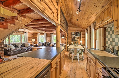 Photo 24 - Picture-perfect Vermont Mtn Cabin w/ Hot Tub