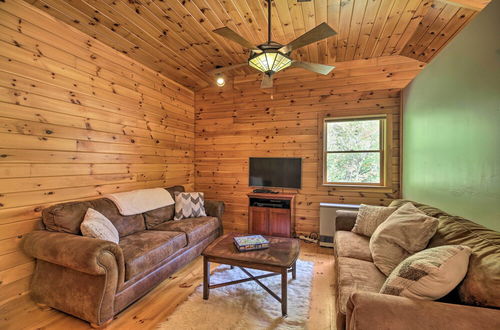 Photo 30 - Picture-perfect Vermont Mtn Cabin w/ Hot Tub