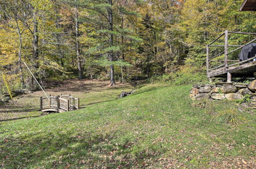 Foto 36 - Picture-perfect Vermont Mtn Cabin w/ Hot Tub