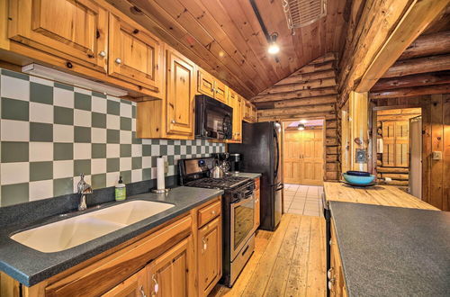 Photo 7 - Picture-perfect Vermont Mtn Cabin w/ Hot Tub