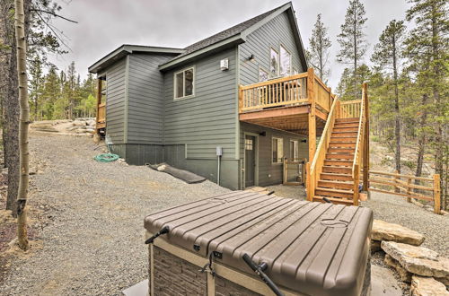 Photo 24 - Rocky Mountain Alma Cabin With Deck & Hot Tub