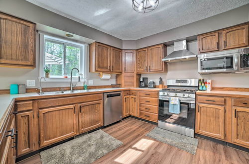 Foto 6 - Pet-friendly Home w/ Hot Tub in Northern Michigan