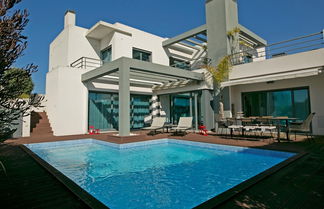 Photo 1 - Aqua Villa by Acasadascasas