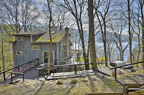 Photo 16 - Skaneateles Lake Home: Water Views & Private Beach