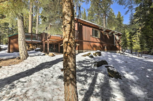 Photo 17 - Tahoe Vista Cabin w/ Deck: 1 Mi to Kings Beach