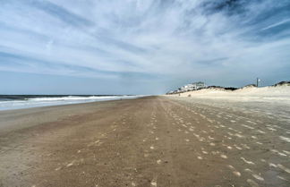 Photo 3 - Colorful Beachfront Condo w/ Resort Amenities