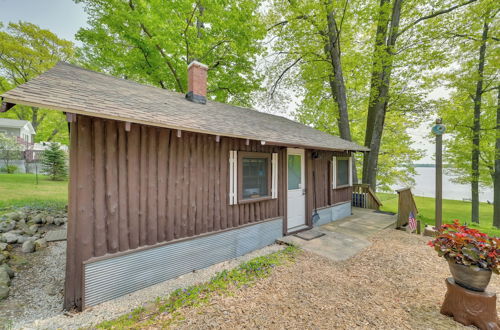 Photo 26 - Waterfront Paradise Lake Cottage w/ Pvt Dock