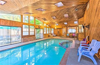 Foto 1 - Lovely Manorwood Home w/ Private Indoor Pool