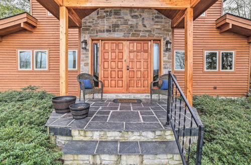 Photo 12 - Waterfront Cottage w/ Fishing Dock & Fireplace