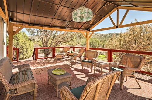 Foto 13 - Stunning West Sedona Retreat: Deck & Soaking Tubs