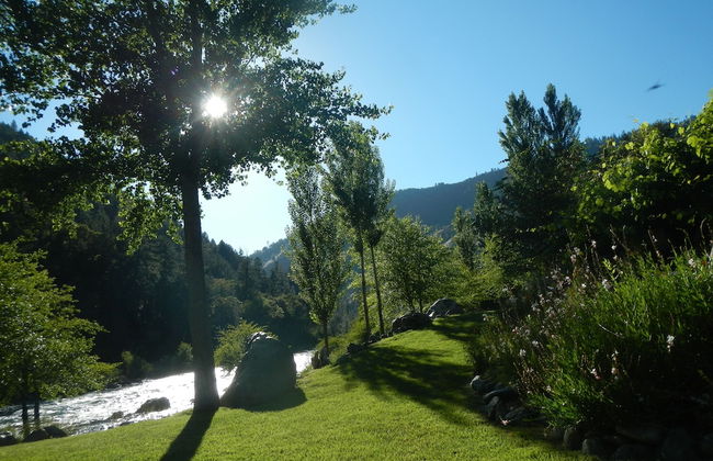 Strawhouse Resorts - Photo 60