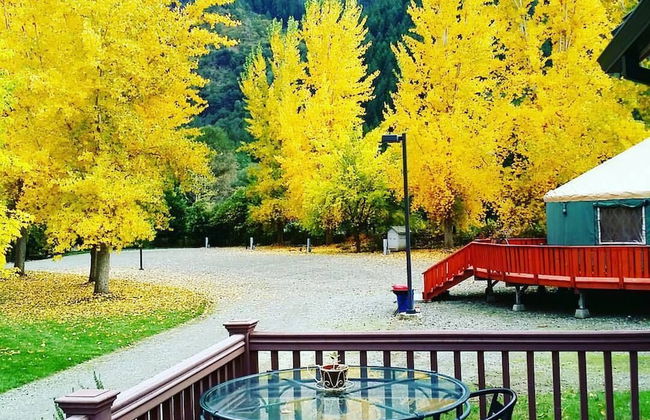 Strawhouse Resorts - Photo 21