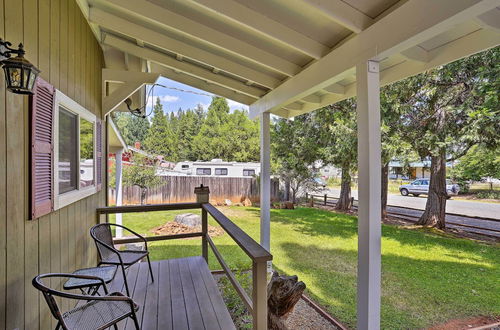 Photo 25 - Cabin w/ Backyard Space - ½ Mi to Trinity Lake