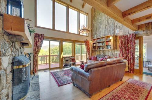 Photo 34 - Architect-designed Retreat on 2 Acres w/ Mtn Views