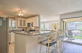 Foto 3 - Luxury Sanibel Condo w/ Ocean View: Steps to Beach