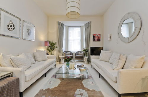 Photo 1 - Charming 1 Bed Flat Chelsea