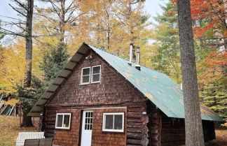 Photo 2 - Cozy Elizabethtown Cabin w/ Fire Pit