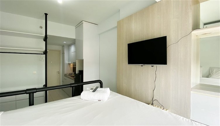 Photo 1 - Simply Look Studio Room At Patraland Urbano Apartment