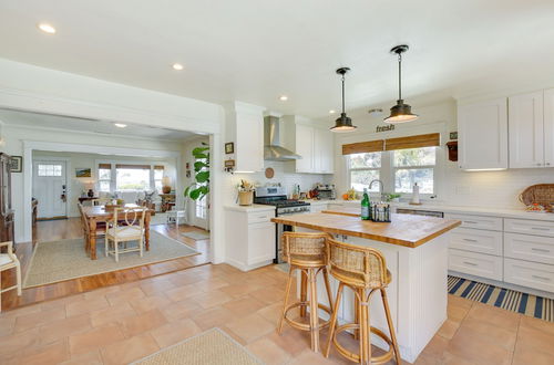 Photo 9 - Beautiful South Oceanside Bungalow: 1 Mi to Beach