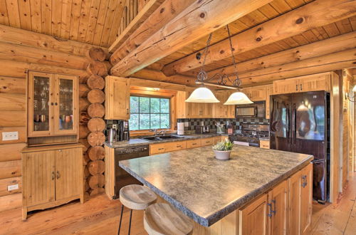 Photo 35 - Splendid Family Cabin w/ Hot Tub & Grill