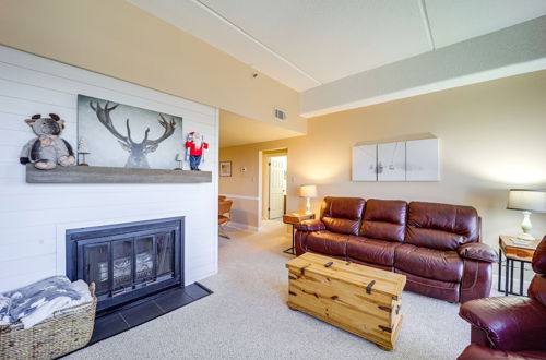 Photo 10 - Cozy Sugar Mountain Condo w/ Pool, Hot Tub Access