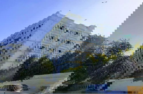 Photo 17 - Grand Luxury Apartments