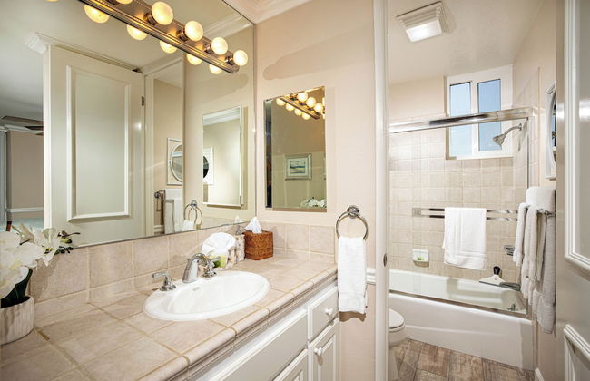 Oceanside Beach Condos - Photo 77