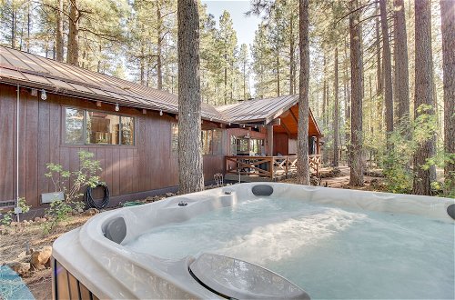 Photo 34 - Pinetop Cabin w/ 2 Fireplaces & Hot Tub