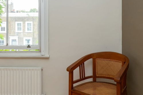 Photo 38 - Chic 2 Bedroom House W/garden - De Beauvoir, Hackney