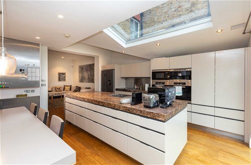 Foto 27 - Incredible 5 Bedroom House W/private Garden -wandsworth