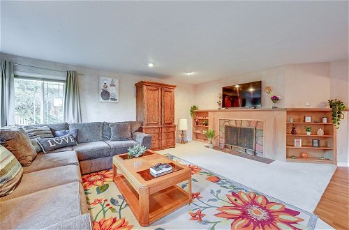 Foto 1 - Enchanting Puyallup Home w/ Spacious Deck