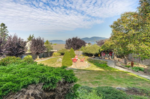 Photo 12 - Coastal Haven w/ Hot Tub & San Juan Island Views