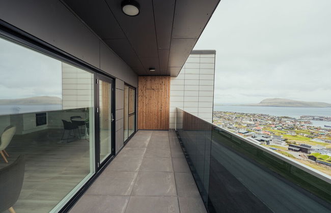 Nordic Swan Aparthotel | Seaview| Stunning 2Br Apt - Photo 13