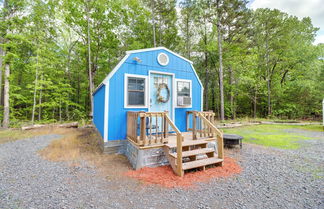 Photo 1 - Higden Studio w/ Shared Patio, Yard Games, Grills