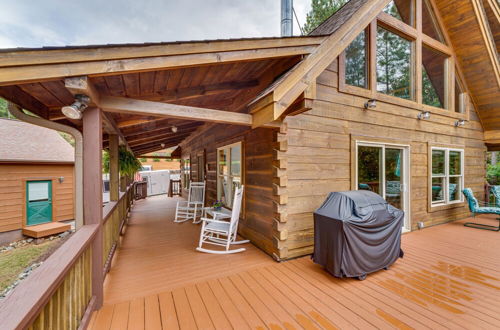 Photo 10 - Cozy North Carolina Cabin - Deck, Grill & Fire Pit