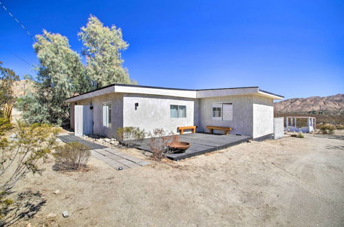 Foto 10 - Chic Morongo Valley Home: Mtn Views & Pergola