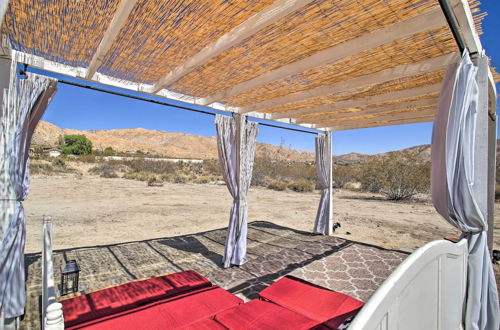 Foto 19 - Chic Morongo Valley Home: Mtn Views & Pergola