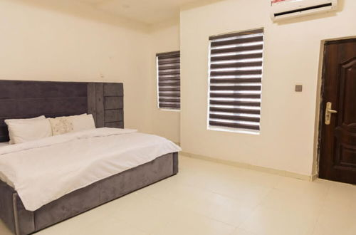 Photo 6 - Immaculate 4-bed Apartment in Lekki
