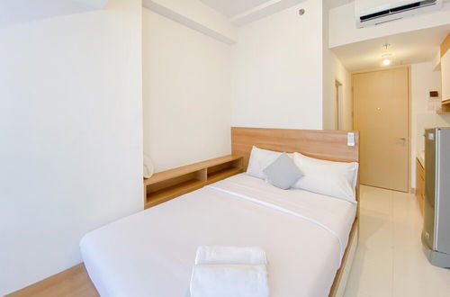 Photo 5 - Warm And Simply Look Studio Apartment At Tokyo Riverside Pik 2