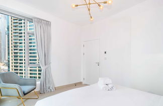 Photo 3 - LUX The Park Island Suite View 2