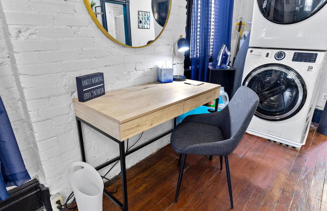Charming Studio on Cherokee Street - JZ Vacation Rentals - Photo 22