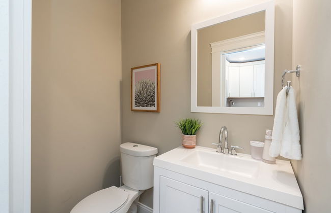 Historic Haven | JZ Vacation Rentals - Foto 15
